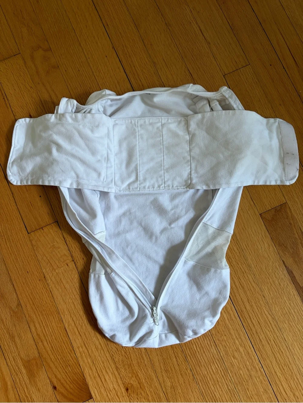 4 S/M Snoo Sleep Sack Swaddles
